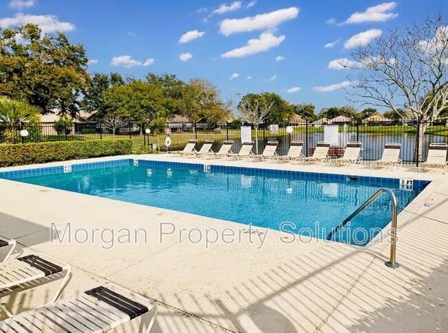 Building Photo - 1017 Whalebone Bay Dr