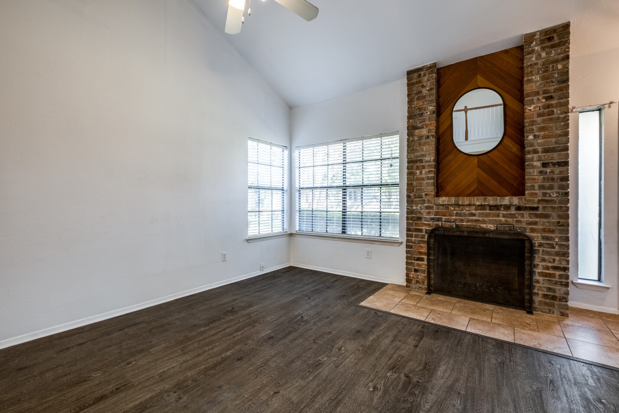 Building Photo - 1748 Ohlen Rd
