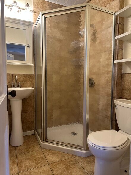 Building Photo - 3142 Quitman St