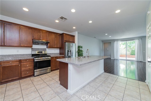 Building Photo - 2993 E Via Corvina