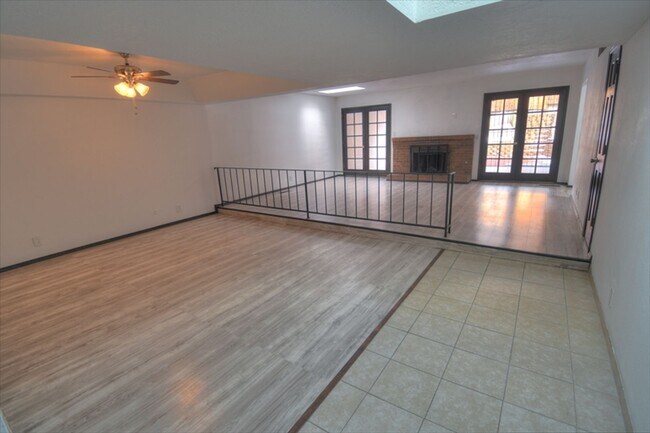 Building Photo - NE Heights ---Close to the Sandia Mountains