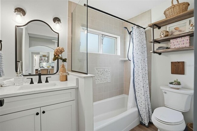 Building Photo - 759 Lantana Ave