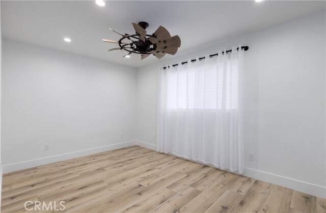 Building Photo - 284 Camellia Ln