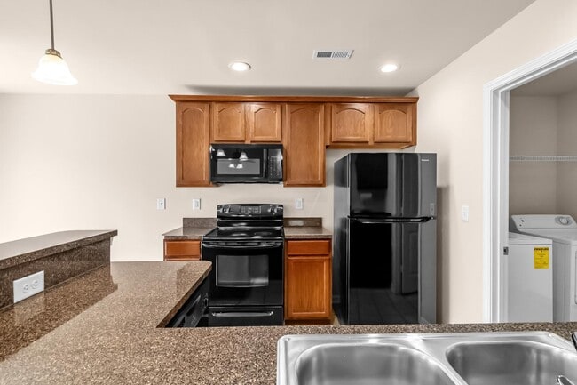 Building Photo - 2937 Westbury Ct