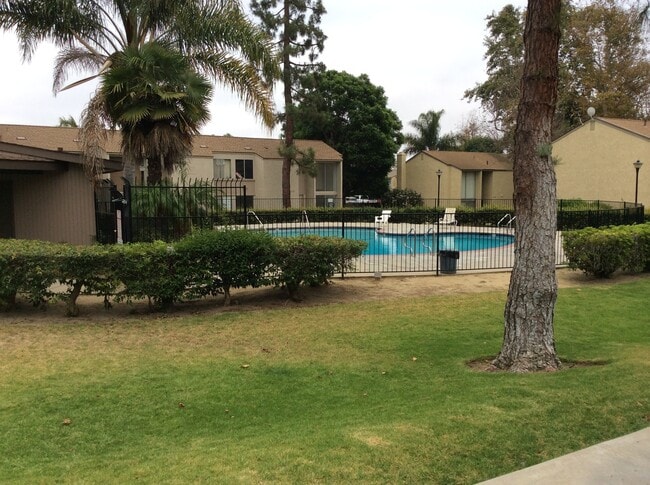 Building Photo - Todd Ranch Condo Welcome to the Todd Ranch Condo, 3-bedroom, 2-bathroom home located in the vibra...