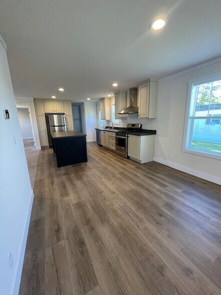 Building Photo - 30 Bellwood Dr