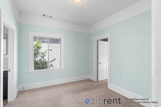 Building Photo - 1012 63rd St