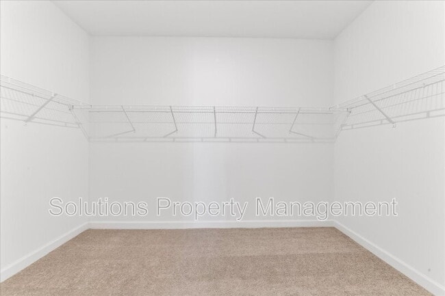 Building Photo - 2037 Fuchsia Pl NW