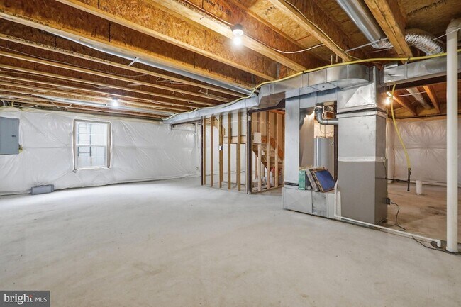 Building Photo - 341 Bullskin St