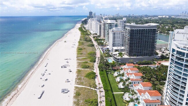 Building Photo - 6061 Collins Ave