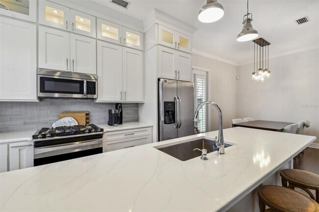 Building Photo - 1001 EDISON PARK Ct