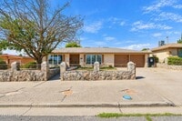 Building Photo - 6621 Mesa Grande Ave