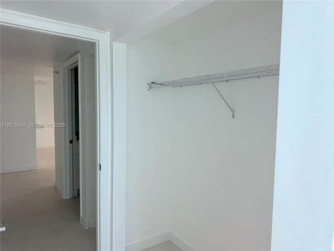 Building Photo - 2101 Brickell Ave