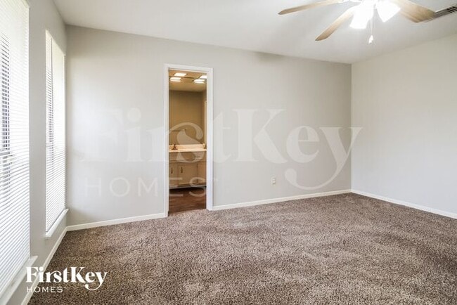 Building Photo - 11111 Sageorchard Cir