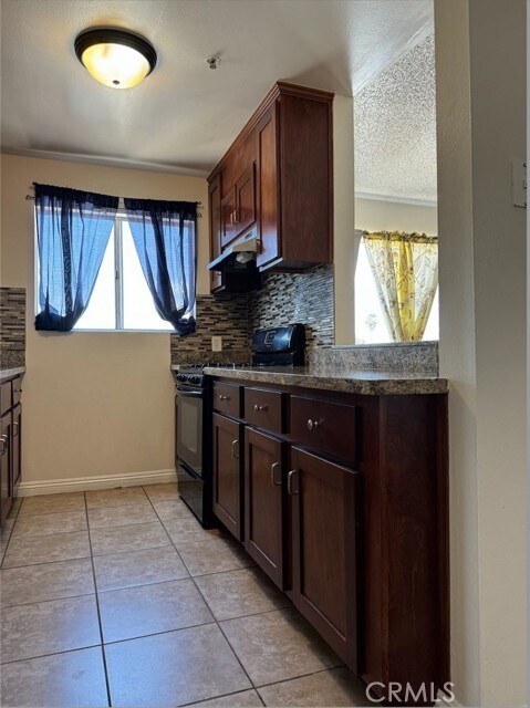 Building Photo - 9014 Burnet Ave