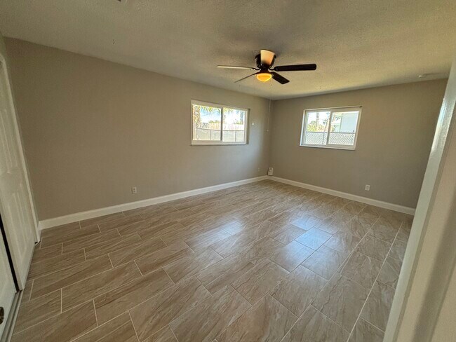 Building Photo - 139 Beau Rivage Dr