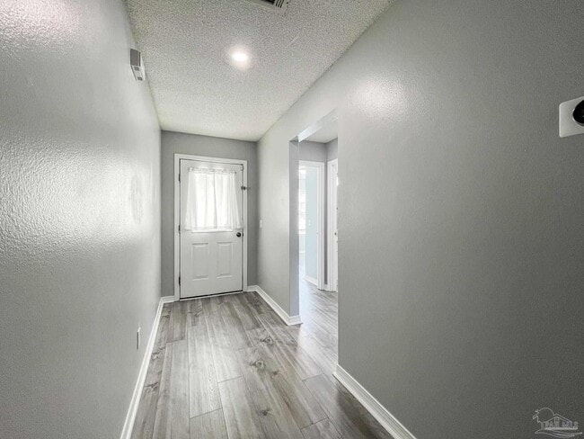 Building Photo - 209 Staysail St