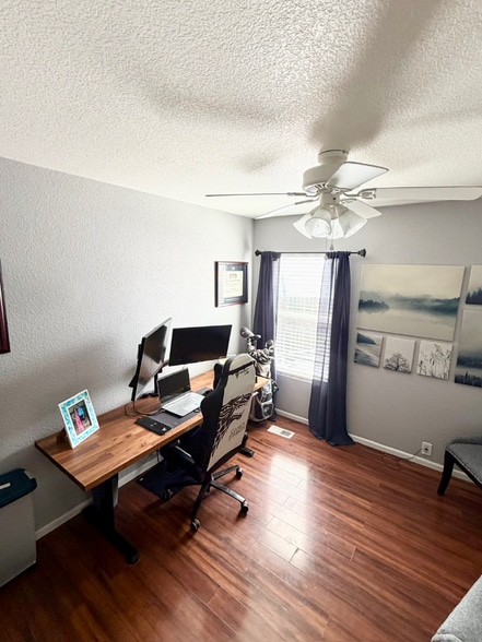 Building Photo - 6743 Harvey Ln