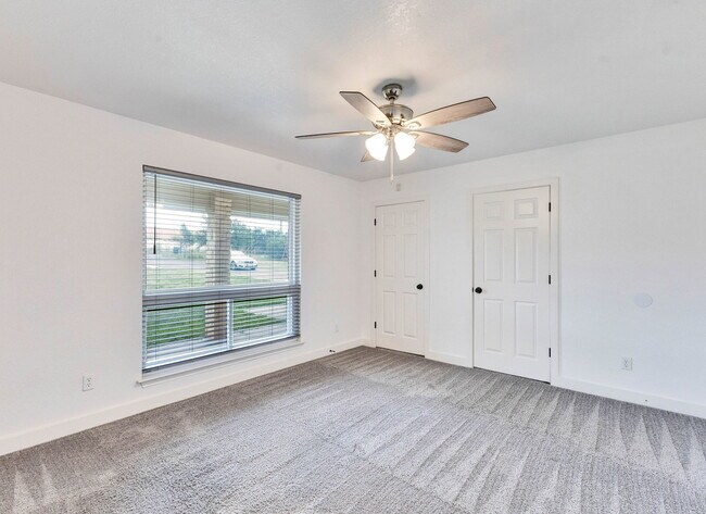 Building Photo - 451 Co Rd 276