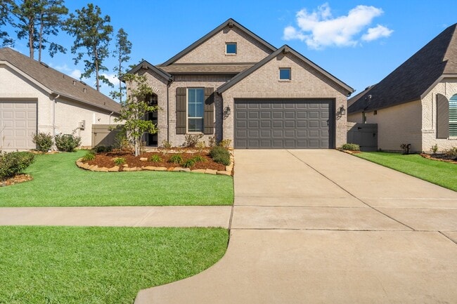 Building Photo - 15823 Bird of Paradise Dr