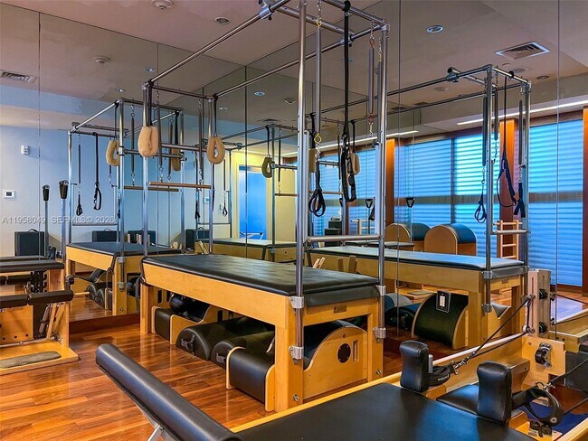 Building Photo - 6899 Collins Ave