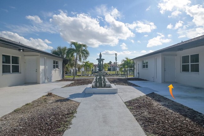 Primary Photo - Boat Lift**Beautiful Gulf-Access Waterfron...