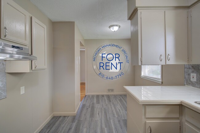 Building Photo - 2857 Stevenson St