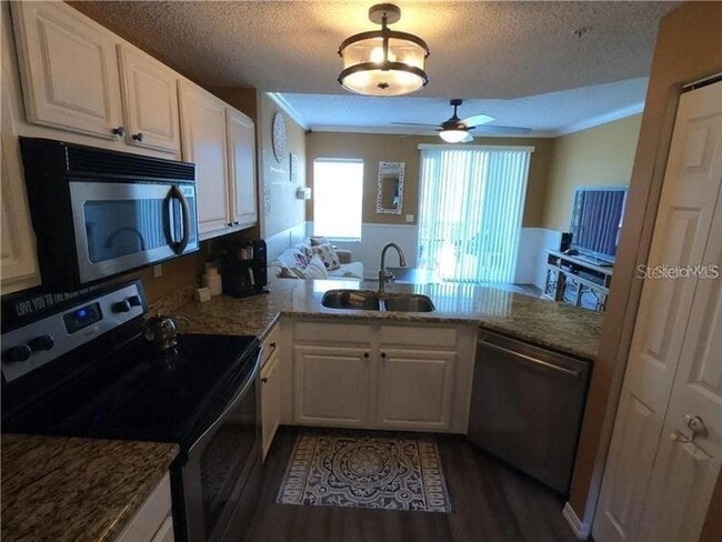 Building Photo - 5450 Bentgrass Dr