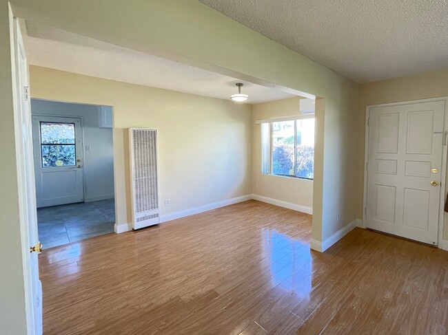 Formal dinning room - 1501 Abbot Ave