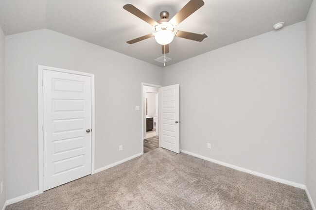 Building Photo - 518 Ellwood Terrace Ln