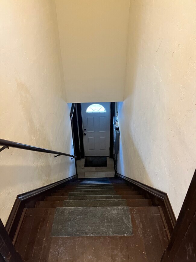 Building Photo - 43 W Joliet St