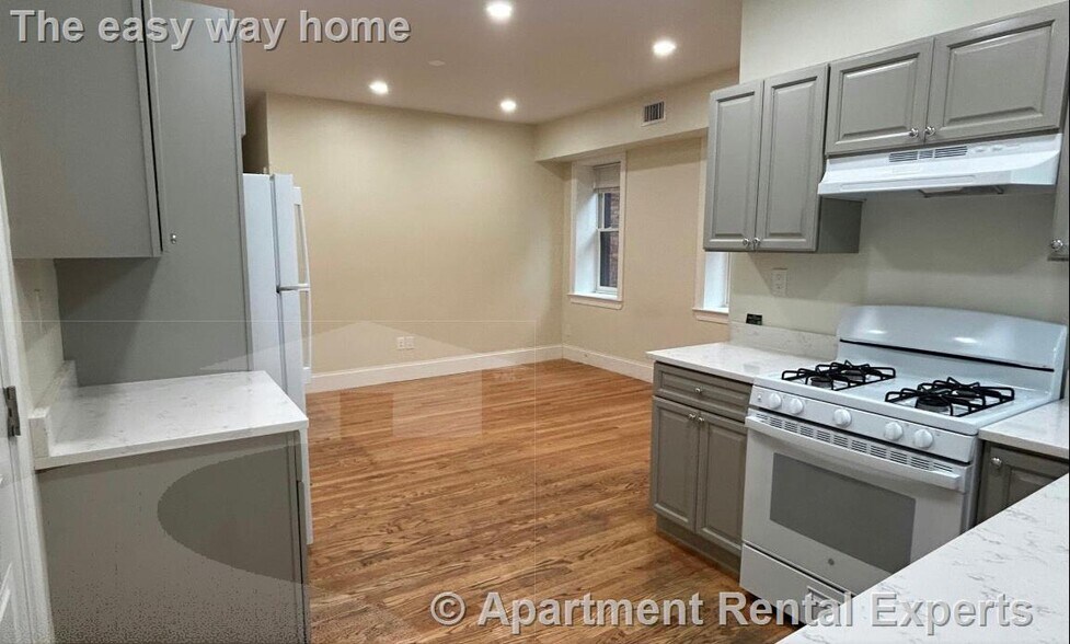 Building Photo - 2036 Massachusetts Ave