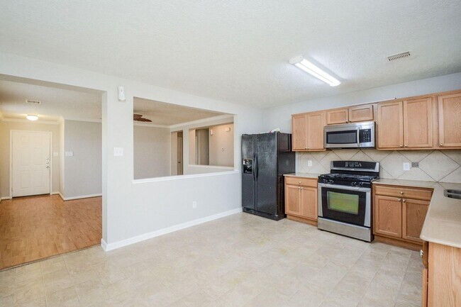 Building Photo - 21443 Maple Harvest Ln