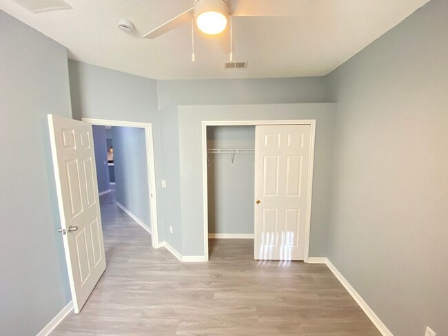 Building Photo - 13431 Meadow Bay Loop