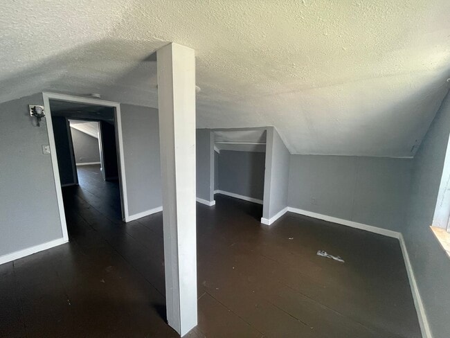 Building Photo - Corner Lot Home – Central City - Corpus Christi, TX