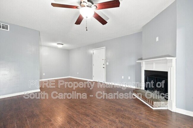 Building Photo - 1402 Camp Rd