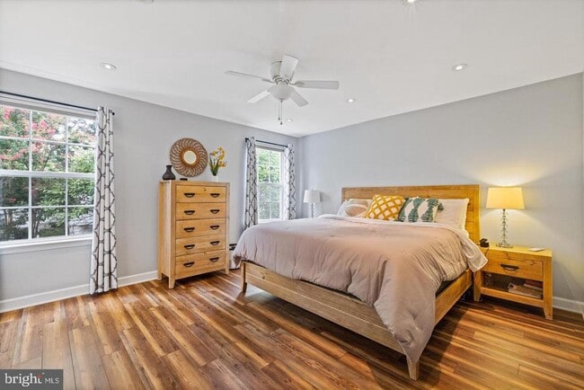 Building Photo - 7014 Allington Manor Cir E
