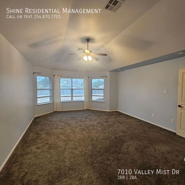 Building Photo - 7010 Valley Mist Dr