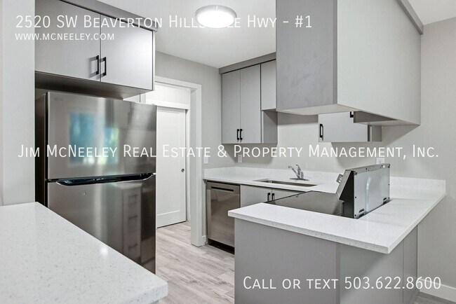 Building Photo - 2520 SW Beaverton Hillsdale Hwy