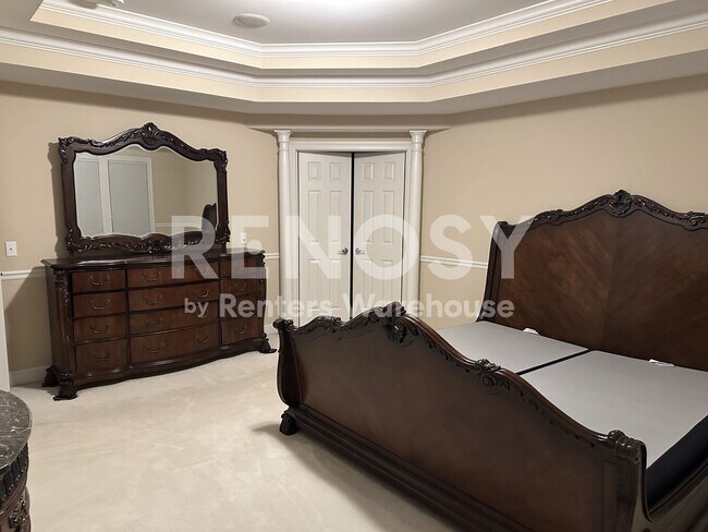 Building Photo - 2470 Arnold Palmer Dr