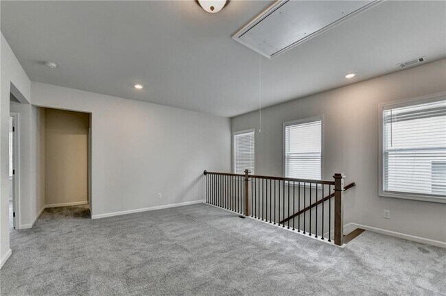 Building Photo - 1854 Westfall Lndg