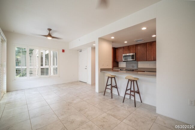 Building Photo - $3,300 / 1BR • 1BA • 757 SF • First-Floor Ka Malanai Condo | Available Now! (Kailua)