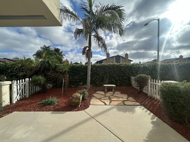 Building Photo - Beautiful 3bed/2bth in San Marcos!