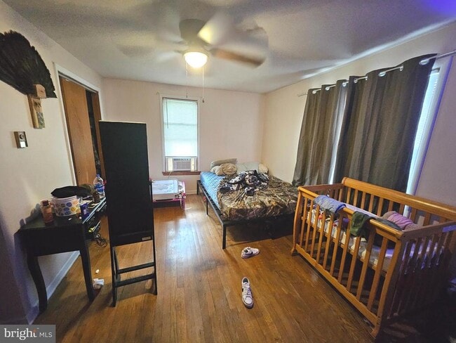 Building Photo - 449 Harmison Pl