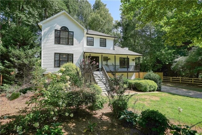 Building Photo - 3003 Maple Ln