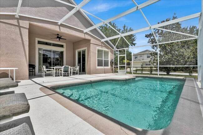 Building Photo - 1101 N Hampton Dr