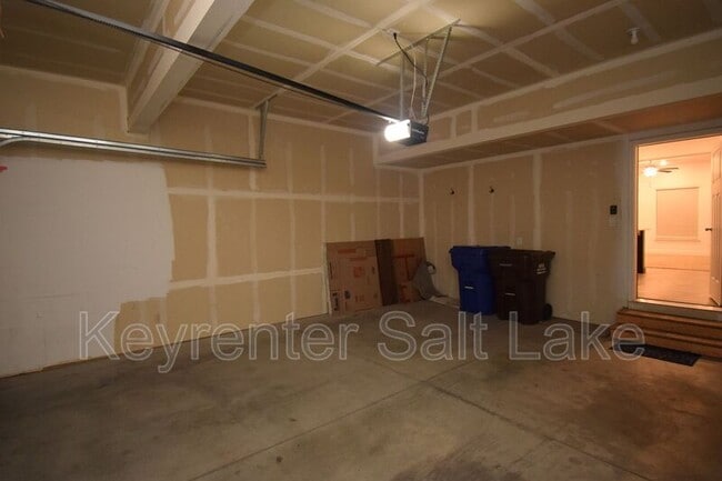 Building Photo - 2726 E Iron Bark Alley