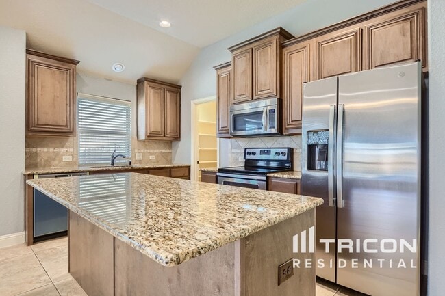 Building Photo - 5453 Red Rose Trail