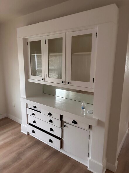 Building Photo - 815 Lime Ave