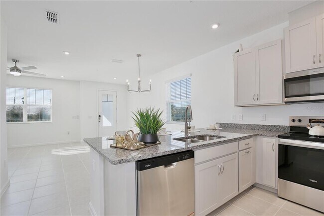 Building Photo - 3105 Douglas Fir Dr